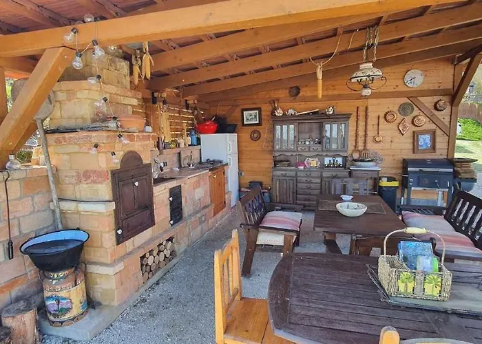 In 44893 Сasa de vacaciones Balatonendréd