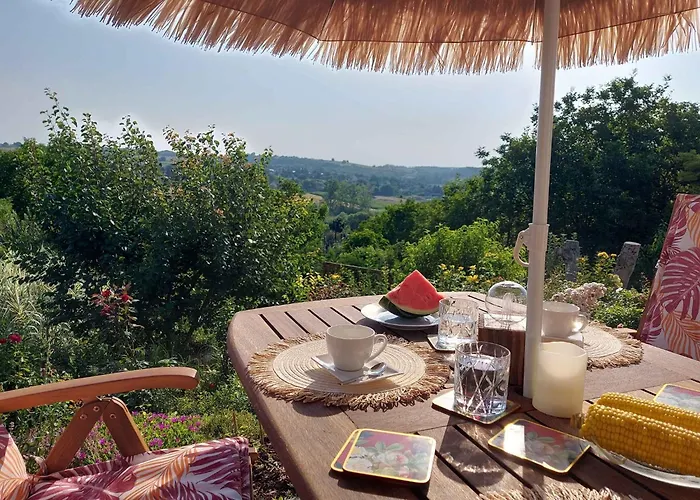 In 44893 בית נופש