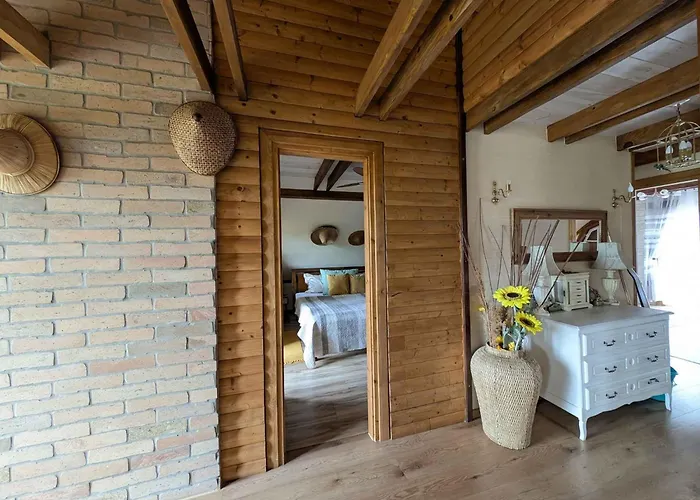 In 44893 Сasa de vacaciones Balatonendréd