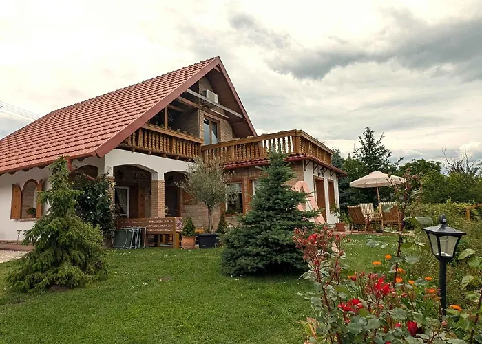 In 44893 Сasa de vacaciones Balatonendréd